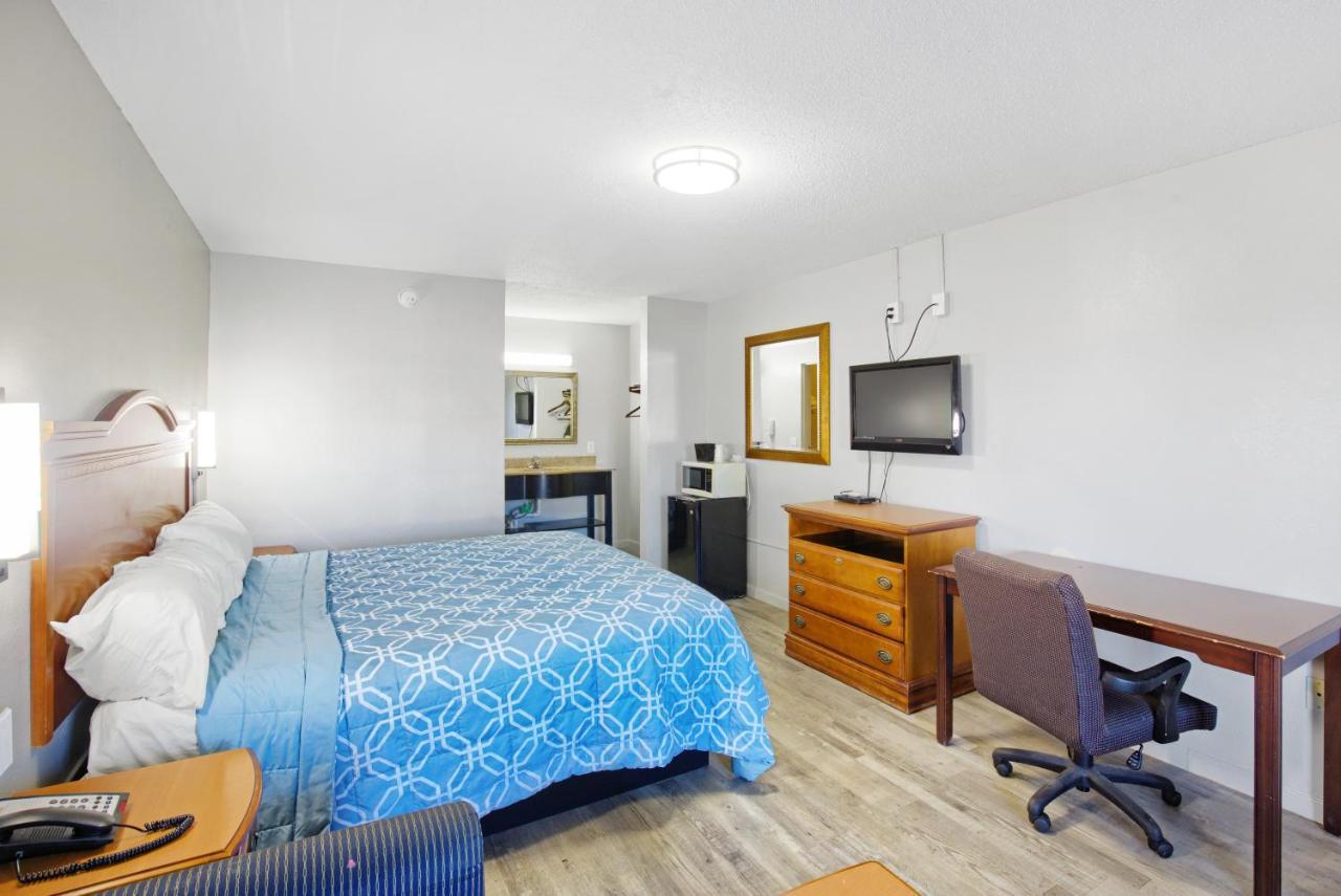 Adams Motel Dothan